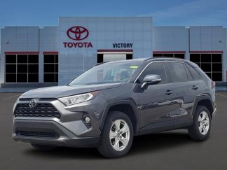 Used 2021 Toyota RAV4 XLE image 1