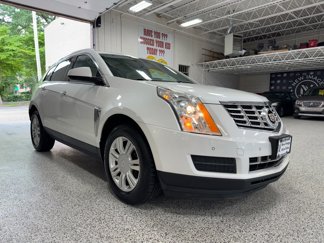 Used 2015 Cadillac SRX Luxury w/ Driver Awareness Package image 1