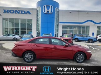 Used 2024 Hyundai Elantra SEL image 1