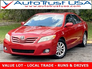Used 2011 Toyota Camry XLE image 1