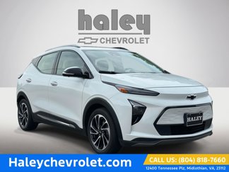 Used 2023 Chevrolet Bolt EUV Premier w/ Sun & Sound Package image 1