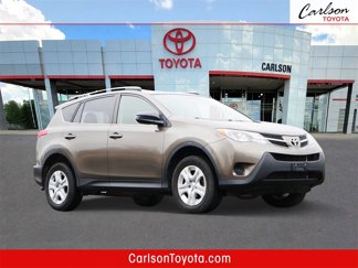 Used 2015 Toyota RAV4 LE image 1