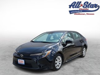 Used 2023 Toyota Corolla LE image 1