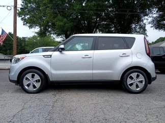 Used 2016 Kia Soul w/ Convenience Package image 1