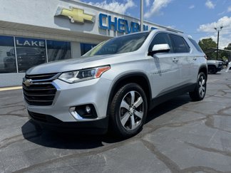 Used 2018 Chevrolet Traverse LT image 1