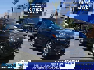 Used 2022 Ford Escape SE image 1