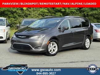 Used 2017 Chrysler Pacifica Touring-L Plus w/ Tire & Wheel Group image 1