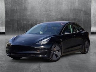 Used 2018 Tesla Model 3 Long Range image 1