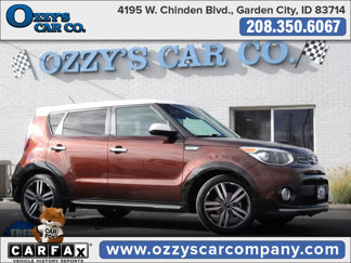 Used 2017 Kia Soul + image 1
