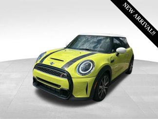Certified 2023 MINI Cooper S image 1