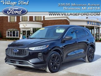 Certified 2023 Ford Escape Active image 1