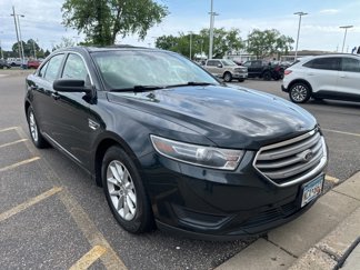 Used 2015 Ford Taurus SE image 1