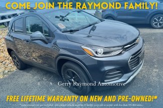 Used 2022 Chevrolet Trax LT w/ LT Convenience Package image 1