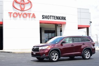 Used 2015 Toyota Highlander XLE image 1