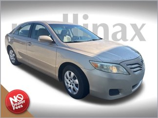 Used 2010 Toyota Camry image 1