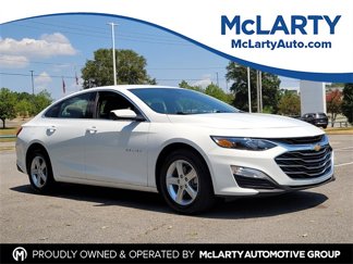 Used 2024 Chevrolet Malibu LS w/ Driver Confidence Package image 1