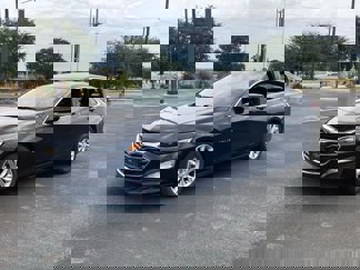 Used 2023 Chevrolet Malibu LT image 1