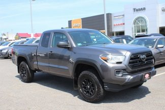 Used 2019 Toyota Tacoma SR image 1