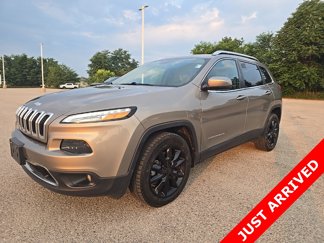 Used 2017 Jeep Cherokee Limited image 1