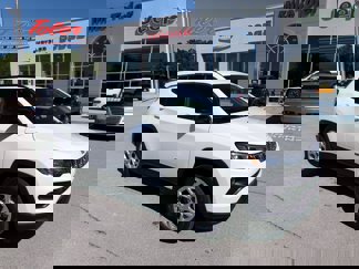 New 2025 Jeep Compass Latitude image 1