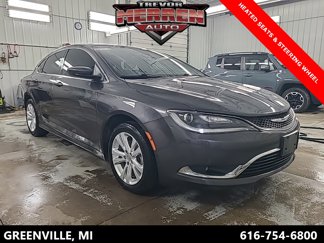 Used 2016 Chrysler 200 Limited image 1