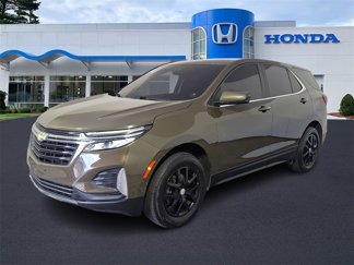 Used 2023 Chevrolet Equinox LT w/ LPO, Floor Liner Package image 1