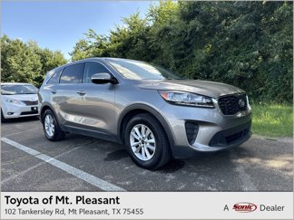Used 2019 Kia Sorento LX image 1