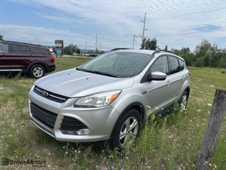 Used 2016 Ford Escape SE w/ Equipment Group 201A image 1