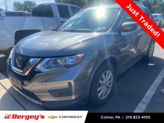 Used 2018 Nissan Rogue SV image 1