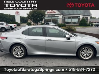 Used 2020 Toyota Camry XLE image 1