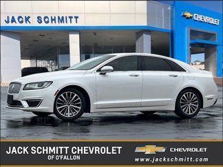 Used 2018 Lincoln MKZ Premiere image 1