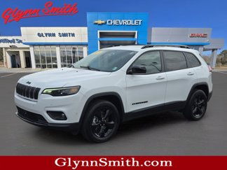 Used 2023 Jeep Cherokee Altitude Lux image 1