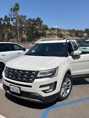 Used 2017 Ford Explorer Limited image 1