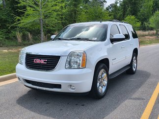 Used 2014 GMC Yukon SLT w/ SLT-2 Equipment Package image 1