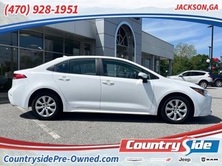 Used 2024 Toyota Corolla LE image 1