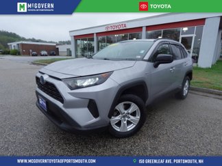 Used 2019 Toyota RAV4 LE image 1