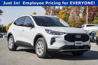 New 2025 Ford Escape Active w/ Cold Weather Package image 1