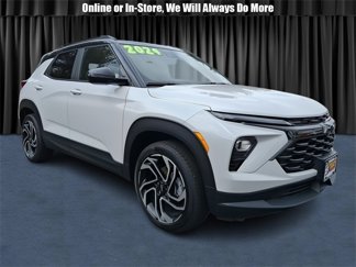 Used 2024 Chevrolet TrailBlazer RS w/ Driver Confidence Package image 1