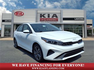 Certified 2022 Kia Forte LXS image 1