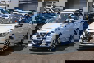 Used 2020 Nissan Versa SV image 1