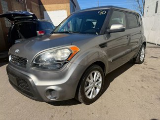 Used 2013 Kia Soul + w/ Audio Pkg image 1