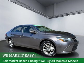 Used 2015 Toyota Camry SE image 1