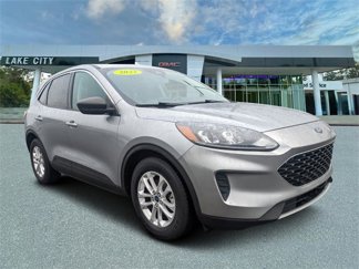 Used 2022 Ford Escape SE image 1