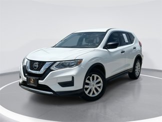 Used 2018 Nissan Rogue S image 1
