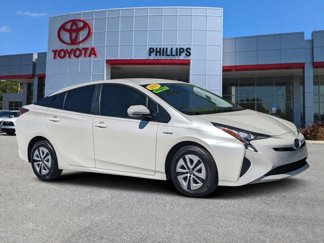 Used 2018 Toyota Prius Three image 1