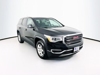 Used 2017 GMC Acadia SLE image 1