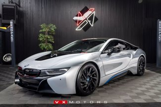 Used 2016 BMW i8 image 1