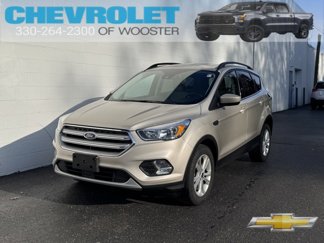 Used 2018 Ford Escape SE w/ Ford Safe & Smart Package image 1