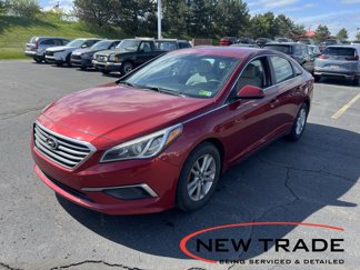 Used 2016 Hyundai Sonata SE image 1