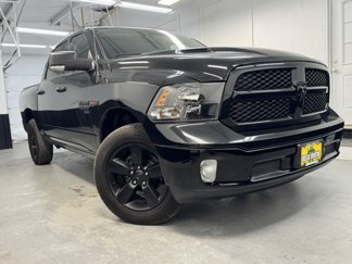 Used 2019 RAM 1500 SLT image 1